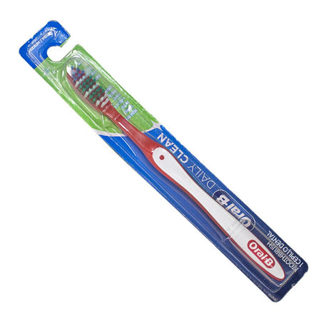 Oral - B Daily Clean Toothbrush Medium - All Travel Sizes